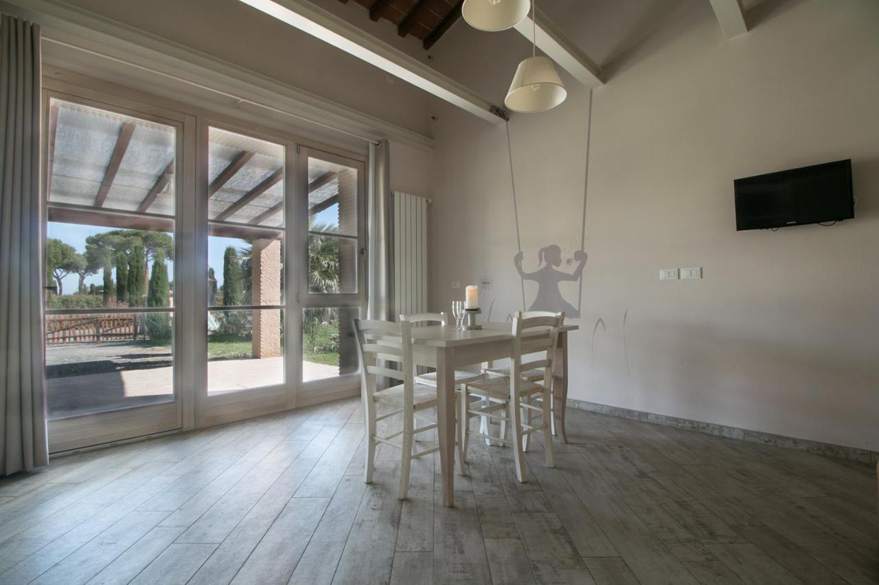 Fattoria Palazzeta - Pet & Family Friendly Aparthotel Cecina  Ngoại thất bức ảnh