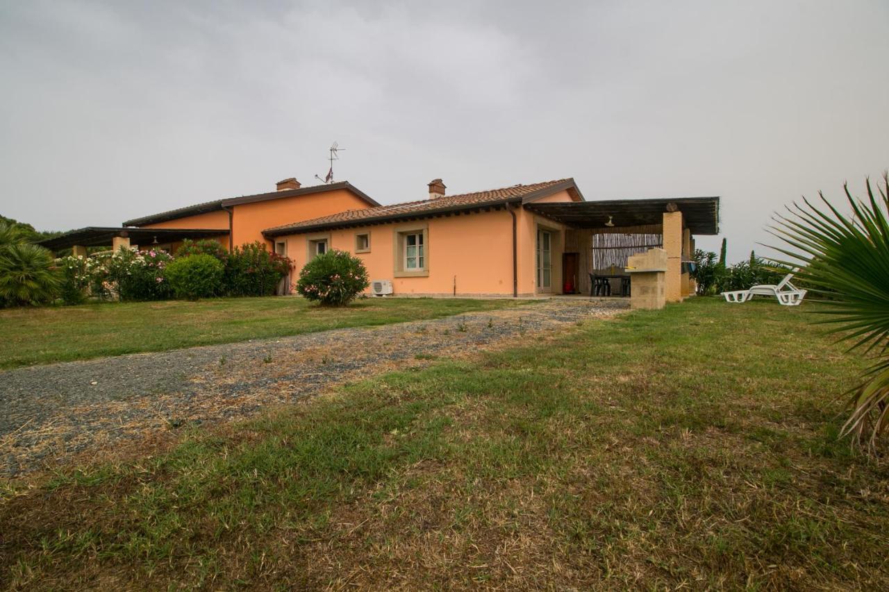 Fattoria Palazzeta - Pet & Family Friendly Aparthotel Cecina  Ngoại thất bức ảnh