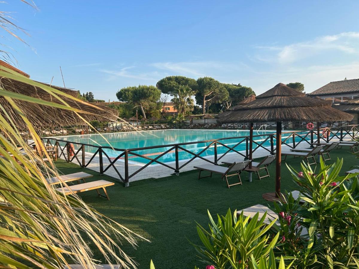 Fattoria Palazzeta - Pet & Family Friendly Aparthotel Cecina  Ngoại thất bức ảnh