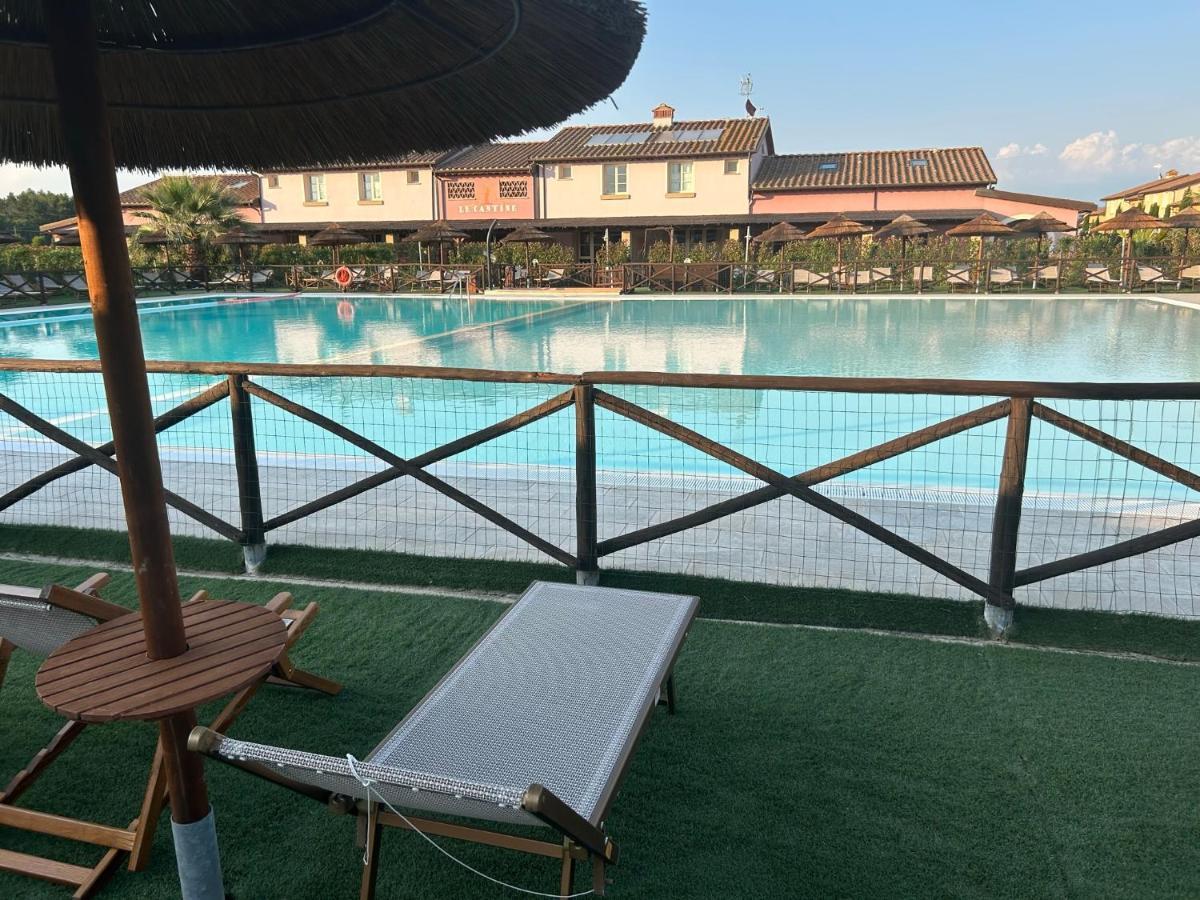 Fattoria Palazzeta - Pet & Family Friendly Aparthotel Cecina  Ngoại thất bức ảnh