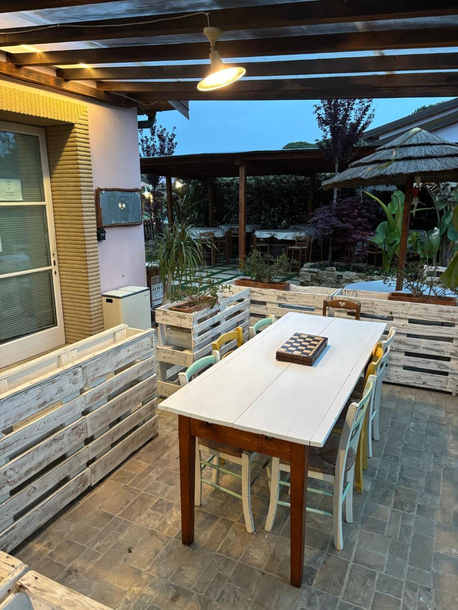 Fattoria Palazzeta - Pet & Family Friendly Aparthotel Cecina  Ngoại thất bức ảnh